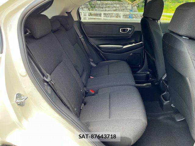 Honda VEZEL 2021-08 8076036-9