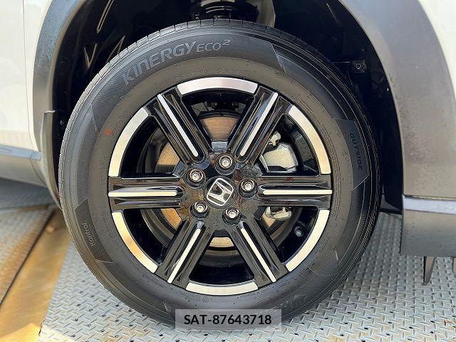 Honda VEZEL 2021-08 8076036-26