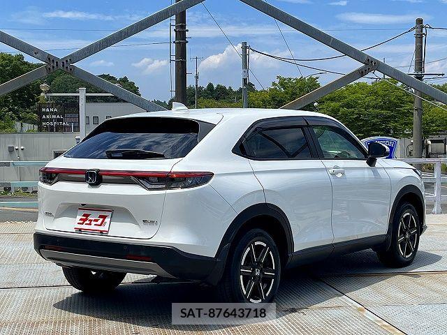 Honda VEZEL 2021-08 8076036-2