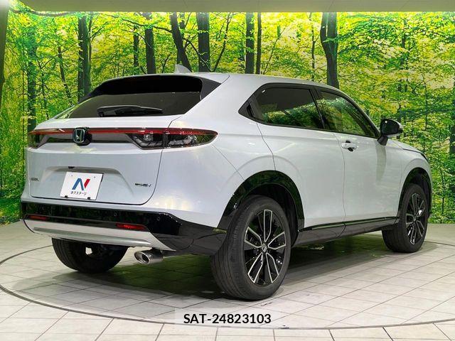 Honda VEZEL 2023-07 8076030-16