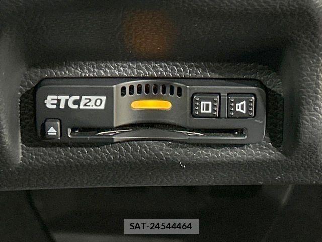 Honda VEZEL 2024-03 8076031-6