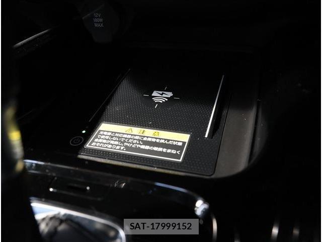 Honda VEZEL 2026-03 8102437-27