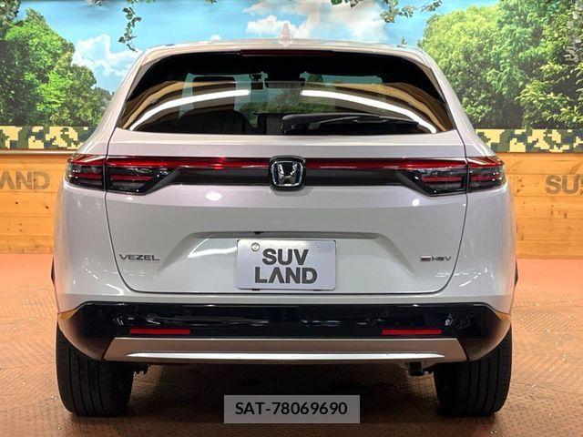 Honda VEZEL 2025-08 8102441-16