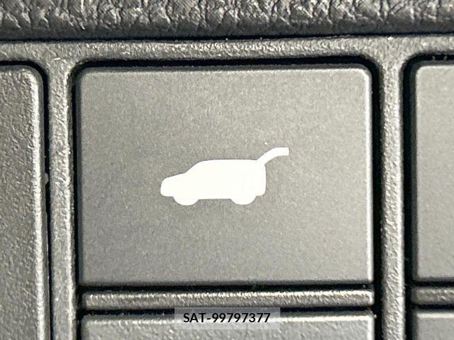 Honda VEZEL 2022-10 8102455-6