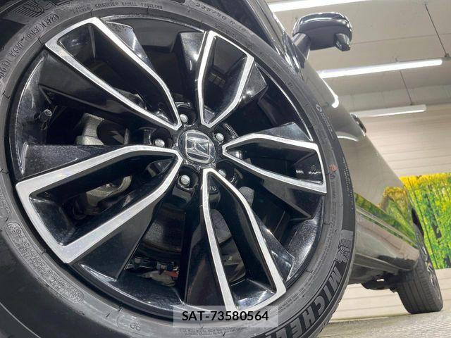 Honda VEZEL 2022-03 8102468-12