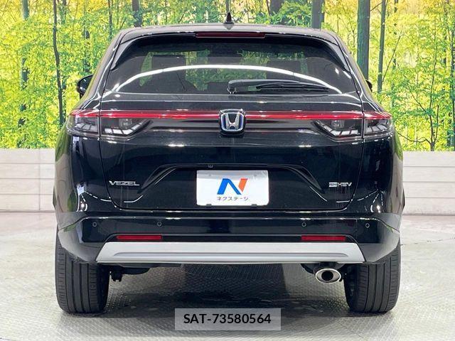 Honda VEZEL 2022-03 8102468-14