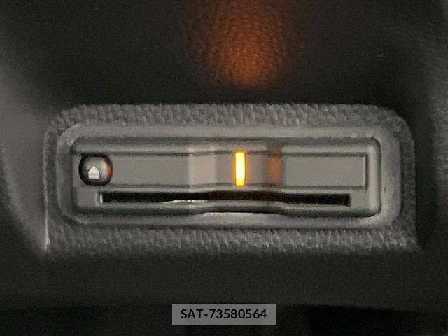 Honda VEZEL 2022-03 8102468-3