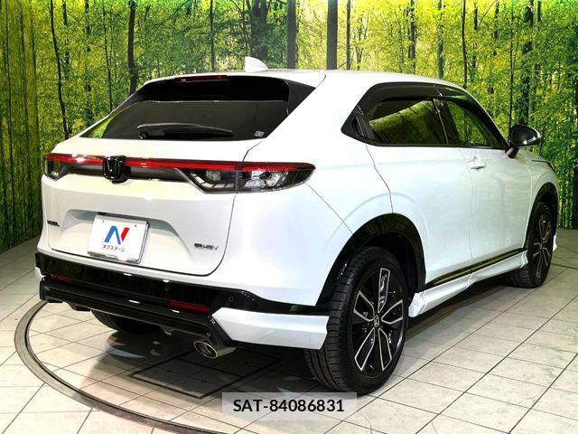 Honda VEZEL 2021-06 8102471-16