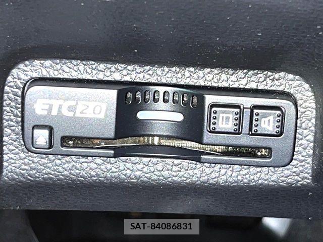 Honda VEZEL 2021-06 8102471-5