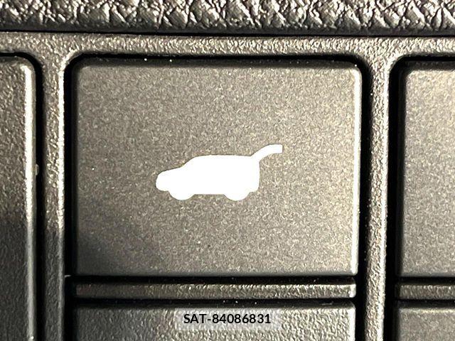 Honda VEZEL 2021-06 8102471-6