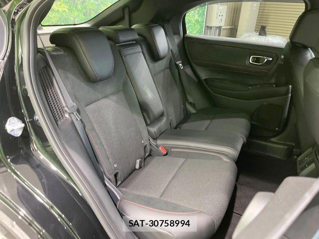 Honda VEZEL 2025-11 8102440-9