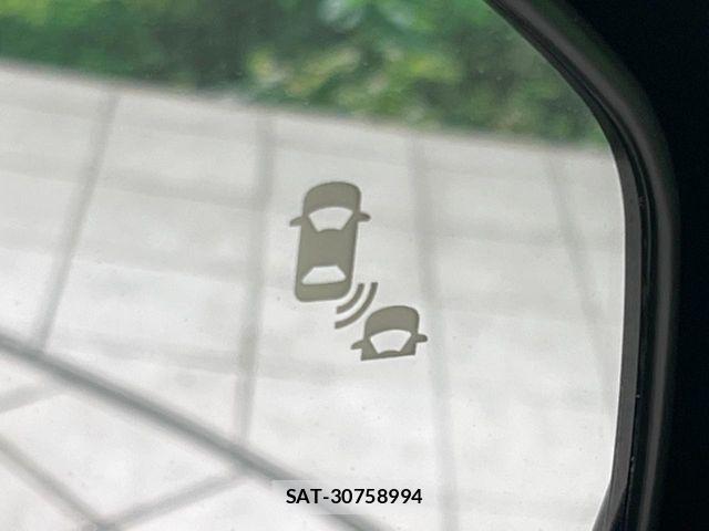 Honda VEZEL 2025-11 8102440-4