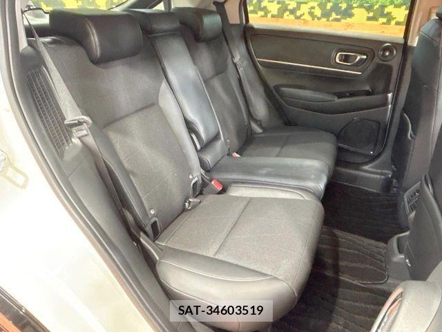 Honda VEZEL 2021-12 8102458-8