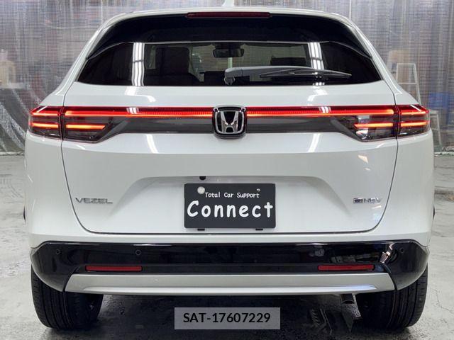 Honda VEZEL 2026-07 8102439-12
