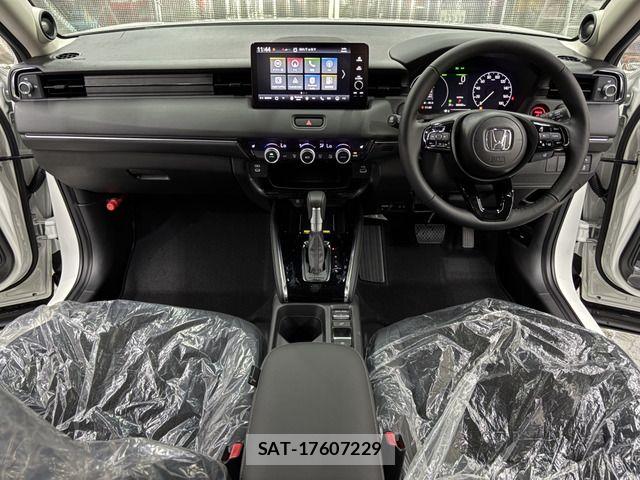 Honda VEZEL 2026-07 8102439-15