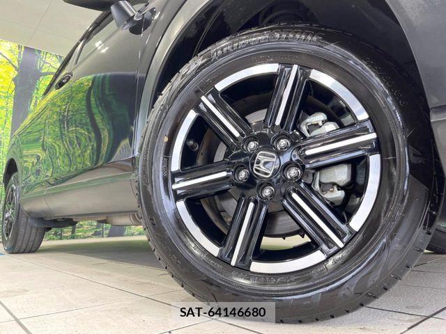 Honda VEZEL 2023-03 8102473-12