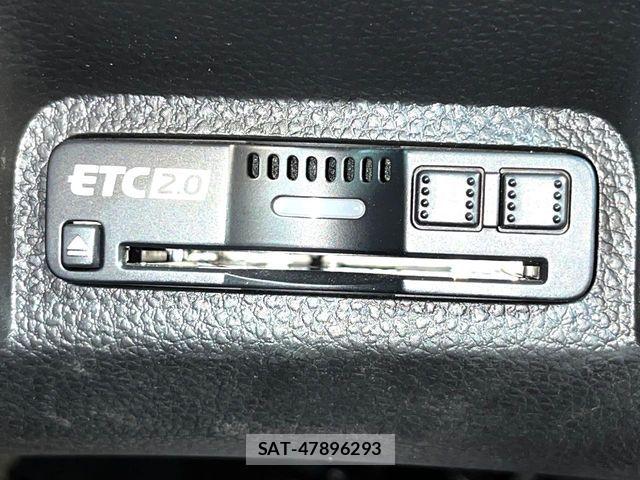 Honda VEZEL 2022-06 8102470-6
