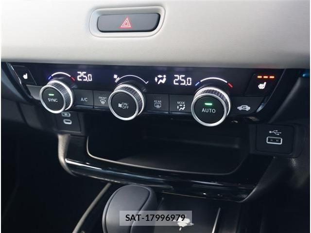 Honda VEZEL 2026-03 8102438-10