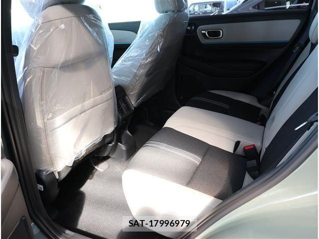Honda VEZEL 2026-03 8102438-15