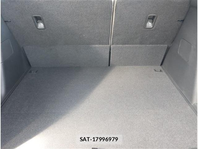 Honda VEZEL 2026-03 8102438-17