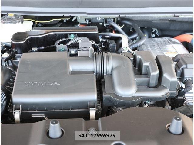 Honda VEZEL 2026-03 8102438-18
