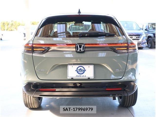 Honda VEZEL 2026-03 8102438-21