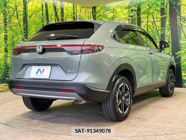 Honda VEZEL 2025-03 8102453-16