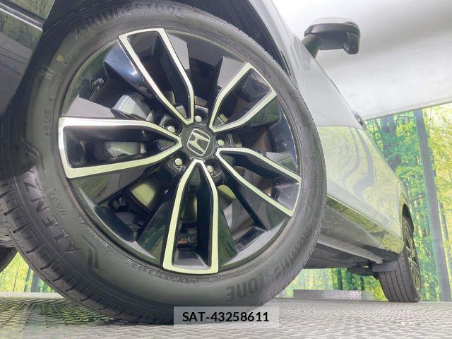Honda VEZEL 2023-09 8102456-12