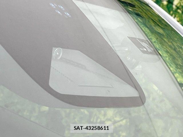 Honda VEZEL 2023-09 8102456-4