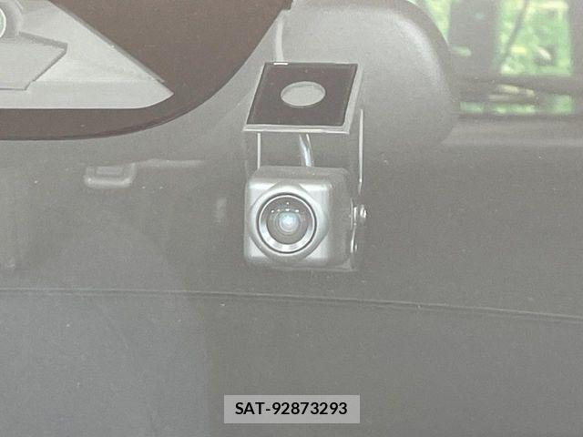 Honda VEZEL 2023-07 8132838-6