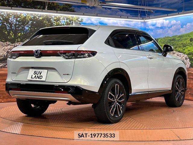 Honda VEZEL 2024-03 8132818-16