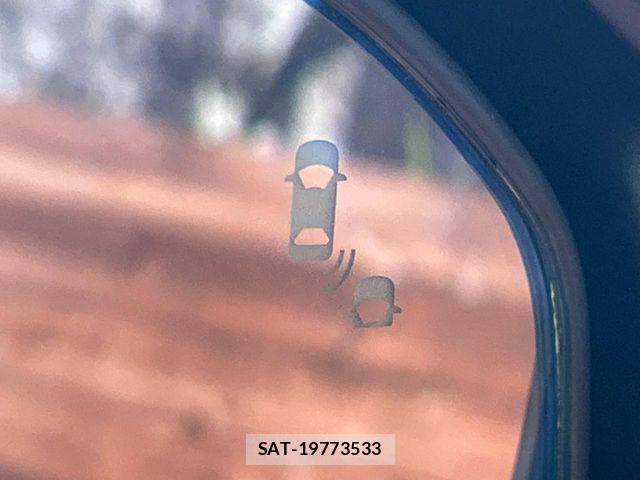 Honda VEZEL 2024-03 8132818-4