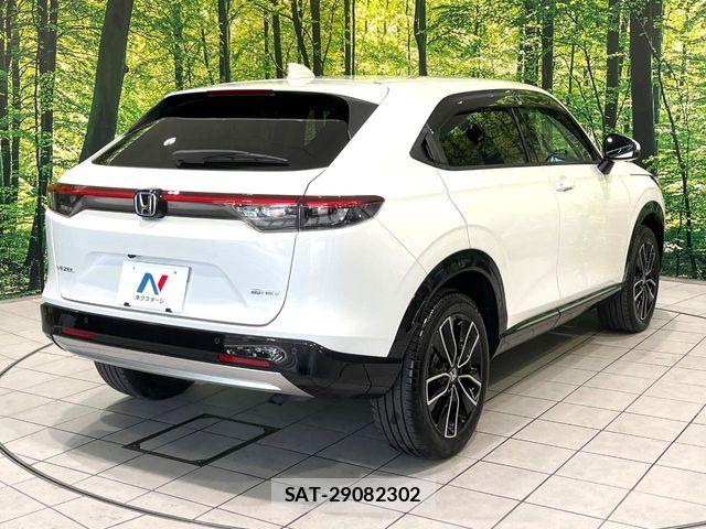 Honda VEZEL 2023-05 8132835-16