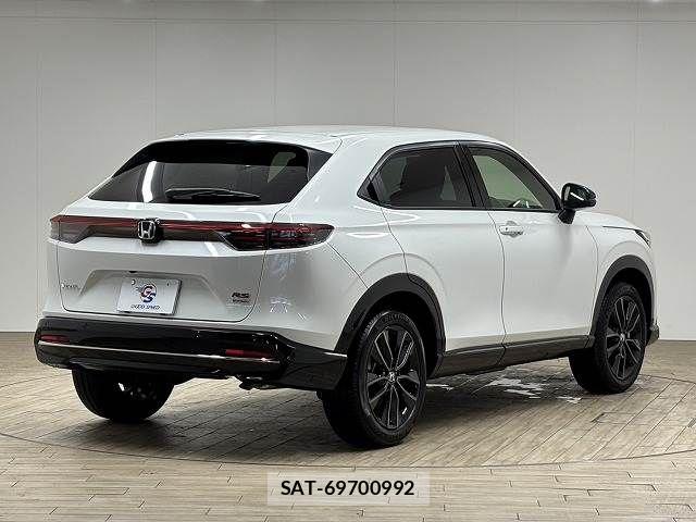 Honda VEZEL 2026-04 8146924-15