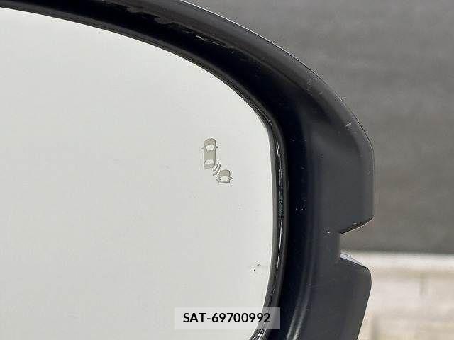 Honda VEZEL 2026-04 8146924-7