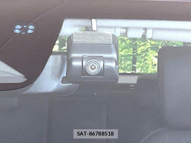 Honda VEZEL 2021-05 8146929-6