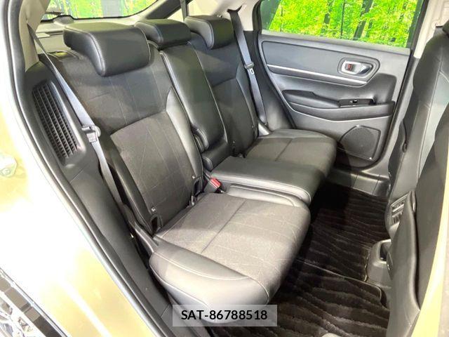 Honda VEZEL 2021-05 8146929-8
