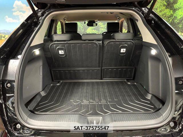 Honda VEZEL 2022-06 8146930-9