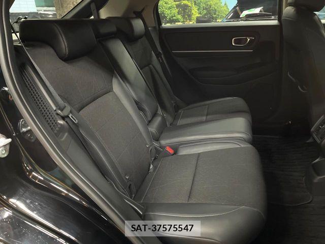 Honda VEZEL 2022-06 8146930-8
