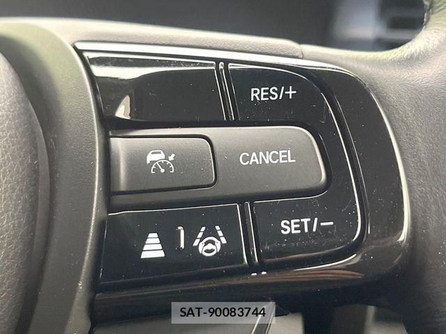Honda VEZEL 2021-04 8146938-4