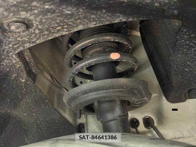 Honda VEZEL 2021-11 8210838-19
