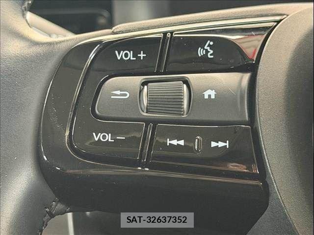 Honda VEZEL 2021-07 8210853-13