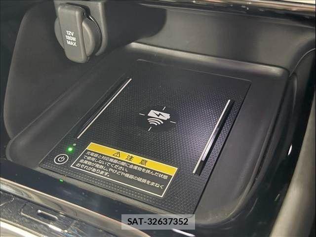 Honda VEZEL 2021-07 8210853-27