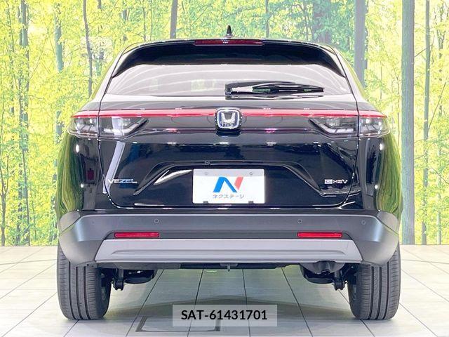 Honda VEZEL 2023-04 8210842-14