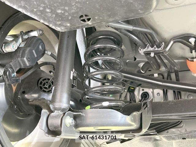 Honda VEZEL 2023-04 8210842-19