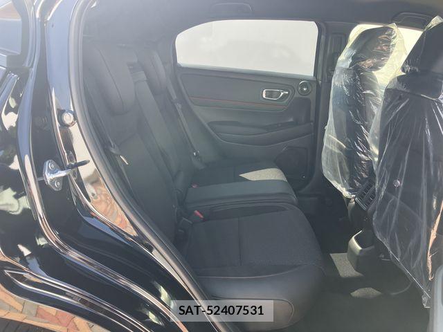 Honda VEZEL 2026-06 8210823-11