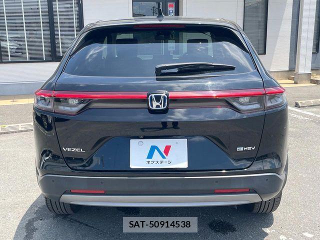 Honda VEZEL 2021-05 8210852-16