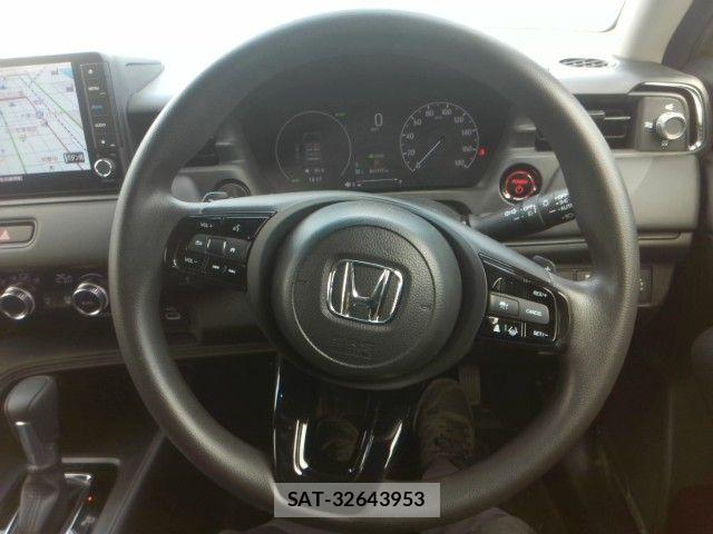Honda VEZEL 2024-04 8210820-3