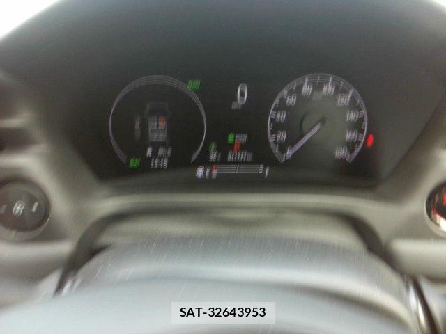 Honda VEZEL 2024-04 8210820-4