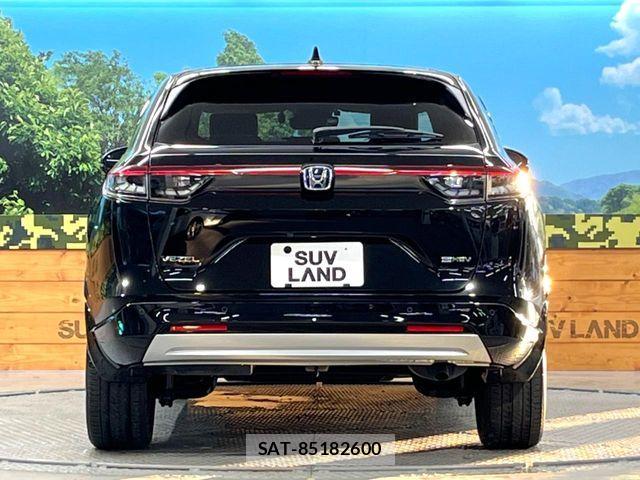 Honda VEZEL 2021-07 8210843-14